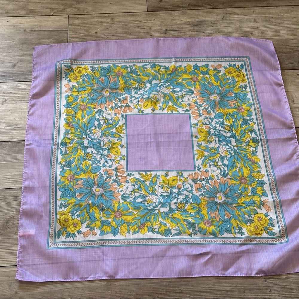 Vintage Floral Lavender Women’s Scarf Morsly NY